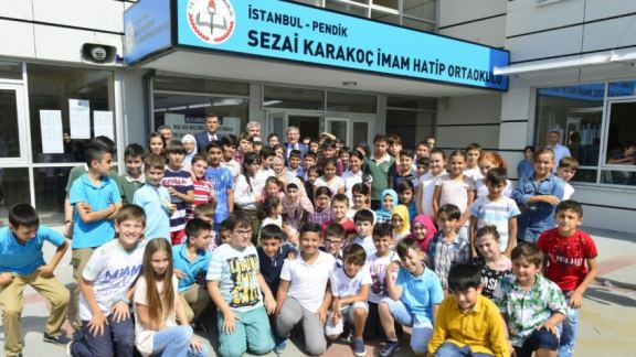 Sezai Karakoç İmam Hatip Ortaokulunu Ziyaret