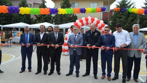 Abdullah Acar Ortaokulu Tübitak 4006 Bilim Fuarı Açılışı Yapıldı.