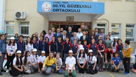 50. Yıl Güzelyalı Ortaokulu Tübitak 4006 Bilim Fuarı Açılışı Yapıldı.