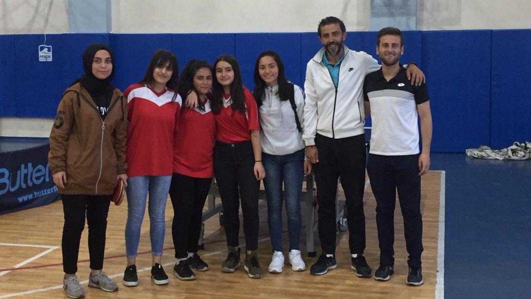 İlçemiz Liseler Arası Düzenlenen Genç Kızlar Masa Tenisi Turnuvasında Kaynarca Şevket Sabancı Anadolu Lisesi Pendik Birincisi Oldu. 