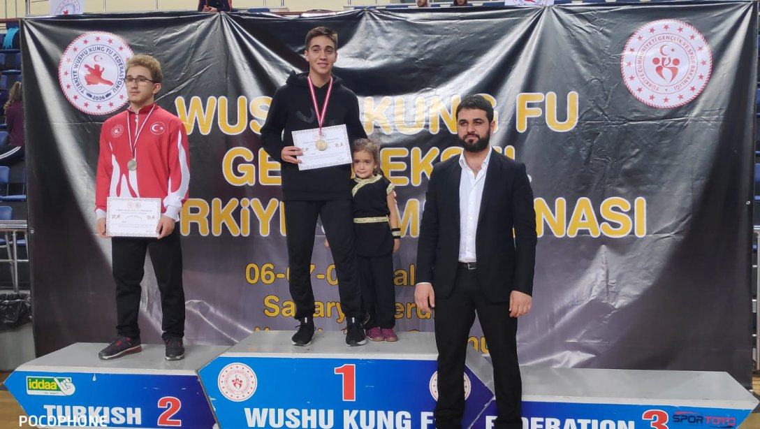 Milli Öğrencimiz Esat Ömer AY Wushu Kung Fu Geleneksel Türkiye Şampiyonasında Şampiyon Oldu.