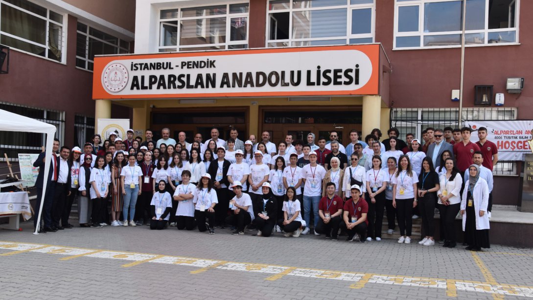 Alparslan Anadolu Lisesi Tübitak 4006 Bilim Fuarı Açılışı Yapıldı.