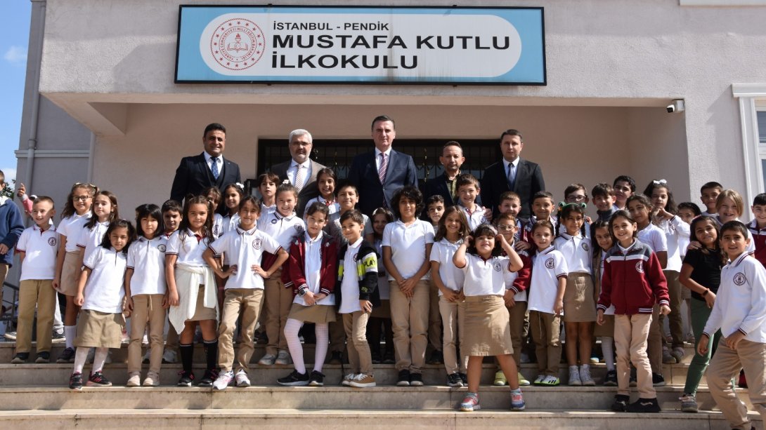 Pendik Kaymakamımız Sn. Mehmet Yıldız Mustafa Kutlu İlkokulu Ziyaret Etti.