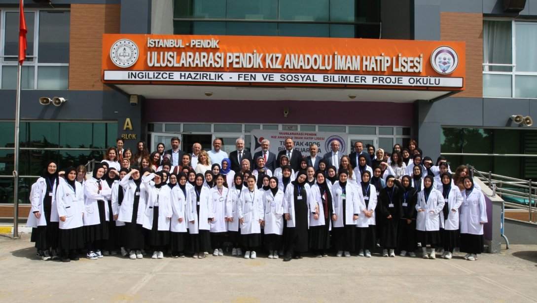 Uluslararası Pendik Kız Anadolu İmam Hatip Lisesi Tübitak 4006 Bilim Fuarı Açılışı gerçekleşti.