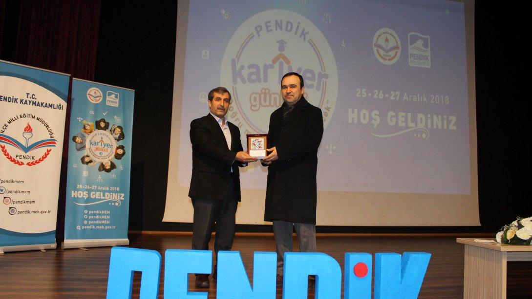 Pendik Kariyer Günleri-3´te Doç. Dr. Mehmet Lütfi Arslan Öğrencilerimiz ile Buluştu.