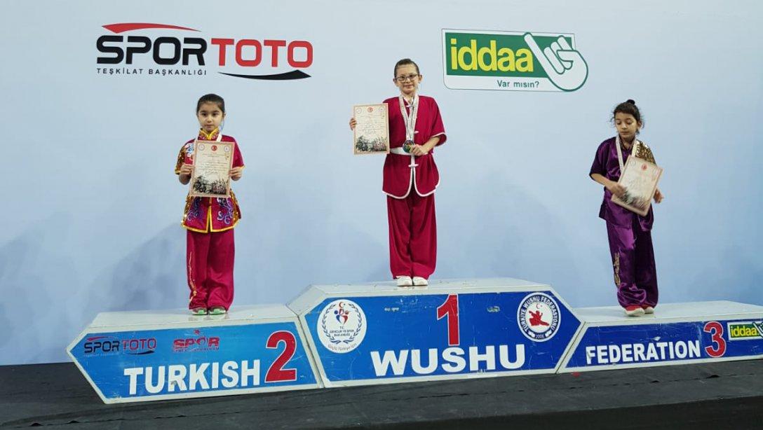 Öğrencimiz Sena Erol Türkiye Minikler Wushu Kung Fu Quinda Sanda Şampiyonasında Türkiye Birincisi