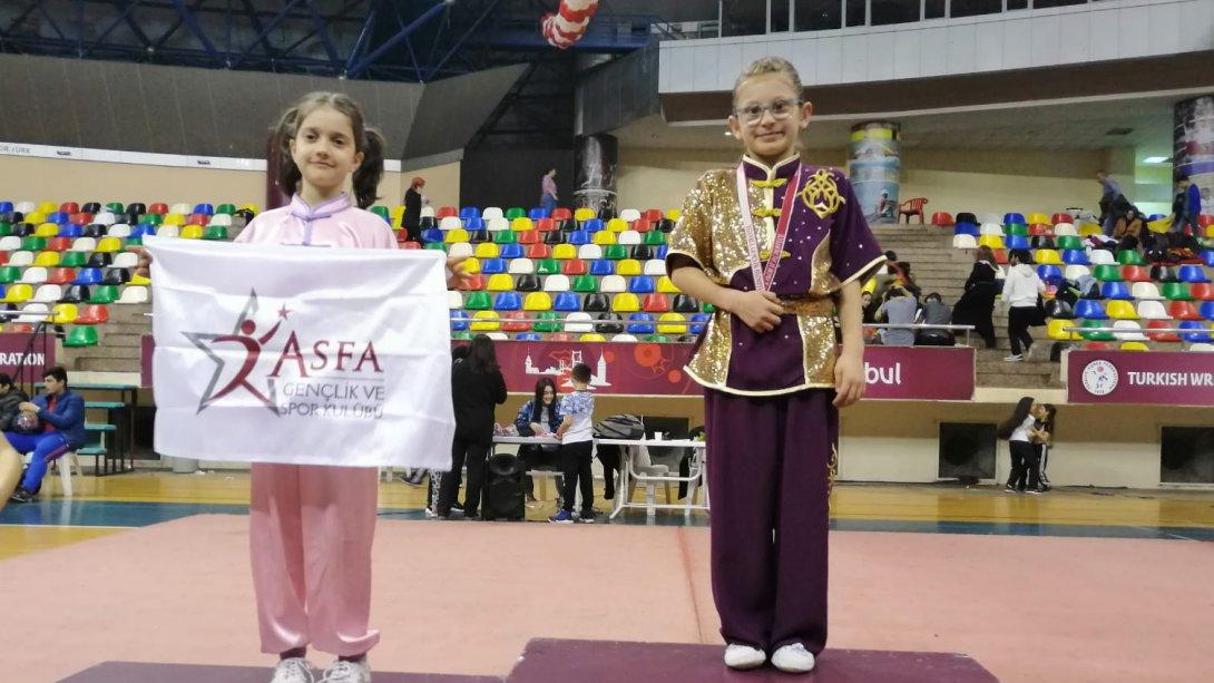 Öğrencimiz Sena Erol Okul Sporları Minikler Wushu Kung Fu Sanda ve Taolu Şampiyonasında İstanbul Birincisi