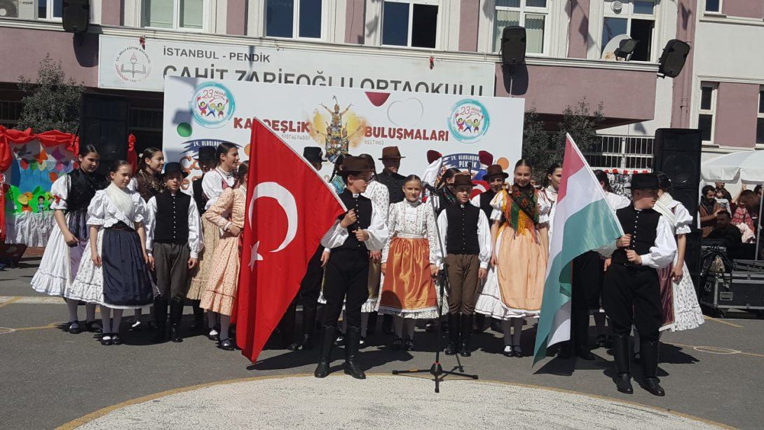 14. Uluslararası Pendik Çocuk Festivali Kardeşlik Buluşması Cahit Zarifoğlu Ortaokulu´nda Gerçekleşti.