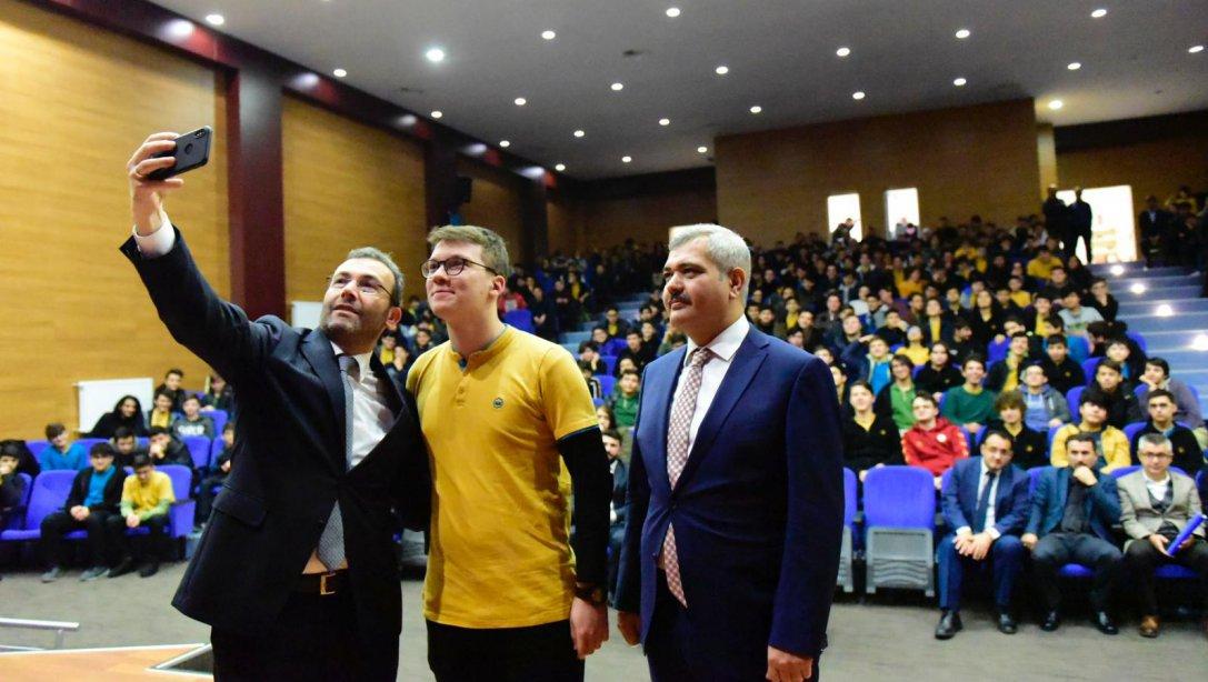 Başkan Ahmet Cin Liselilerle Buluşuyor.