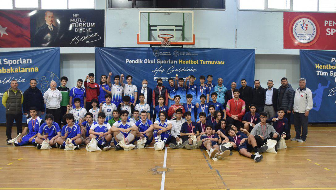 Okul Sporları İlçe Hentbol Yarışmaları Düzenlendi.