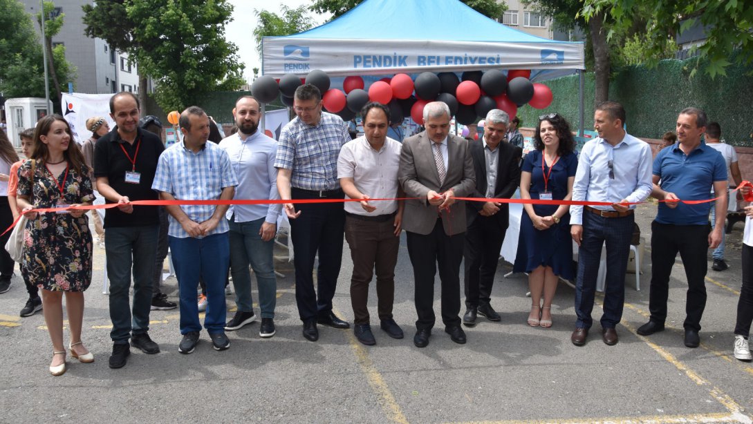 Orhan Sinan Hamzaoğlu Ortaokulu Tübitak 4006 Bilim Fuarı Açılışı Yapıldı.