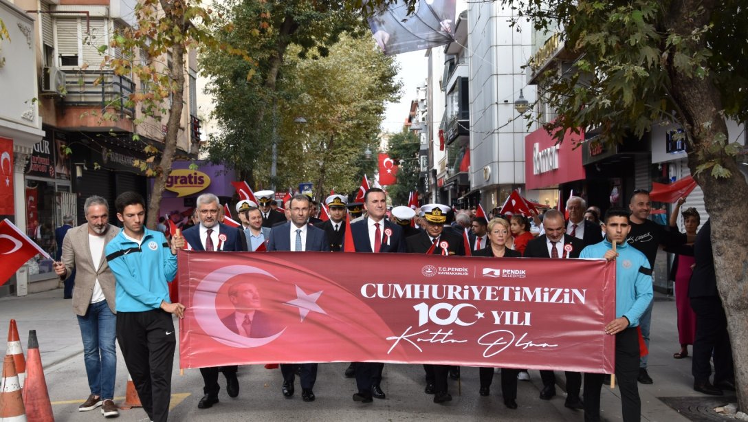 Cumhuriyetimizin 100. Yılı Cumhuriyet Bayramı Kortej Yürüyüşü Gerçekleşti. 