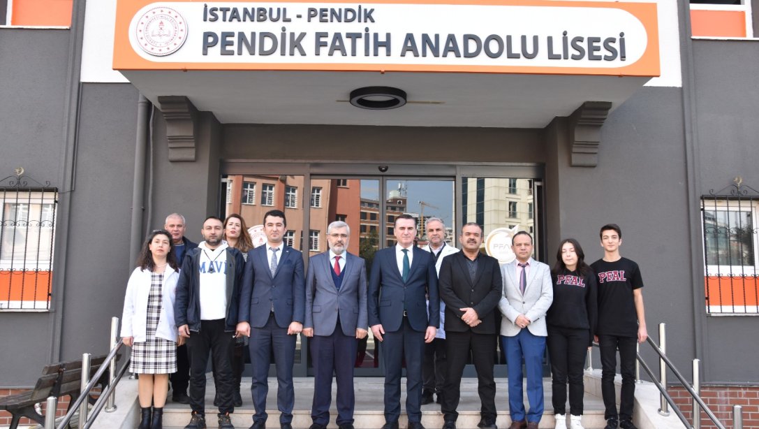 Pendik Kaymakamımız Sn. Mehmet Yıldız Pendik Fatih Anadolu Lisemizi ziyaret etti.