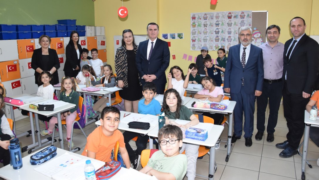 Pendik Kaymakamımız Sn. Mehmet Yıldız Özel Kurtköy Doğa Kolejini ziyaret etti.