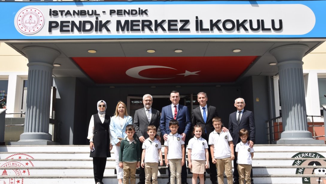 Pendik Kaymakamımız Sn. Mehmet Yıldız Pendik Merkez İlkokulunu ziyaret etti.